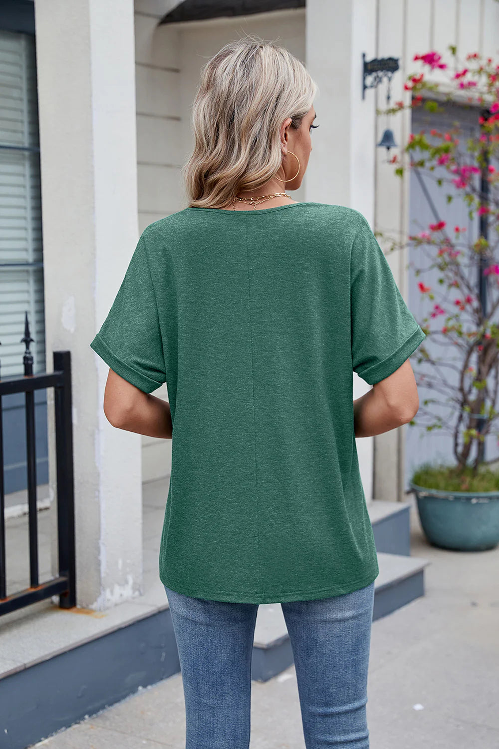 🎉This Week's Special Sales - 50% OFF✨Women's V-Neck Casual Top